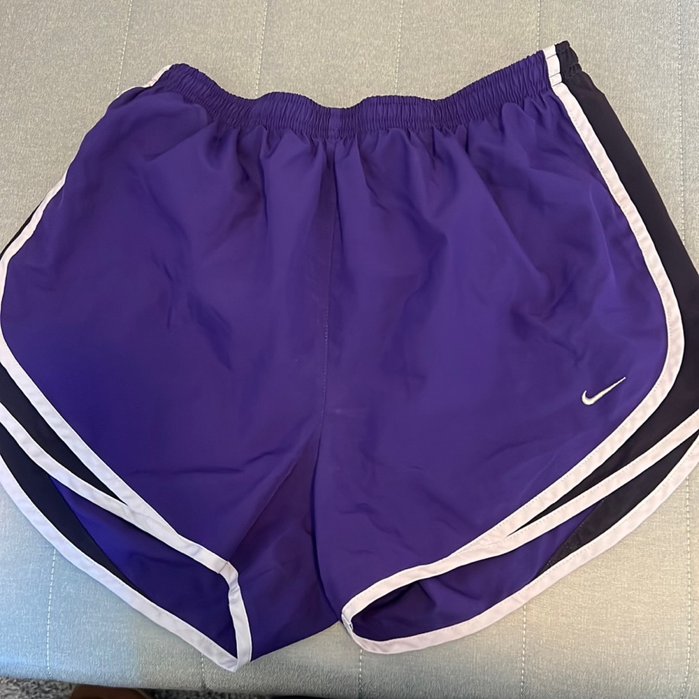 NIKE RUNNING SHORT